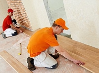 lepení dřevěných podlah 1