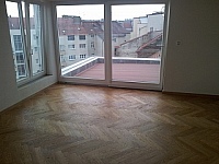 lepení dřevěných podlah 2