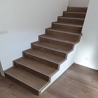 obložení a renovace schodů 6