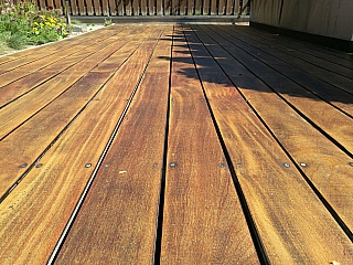 pokládka dřevěné terasy 3